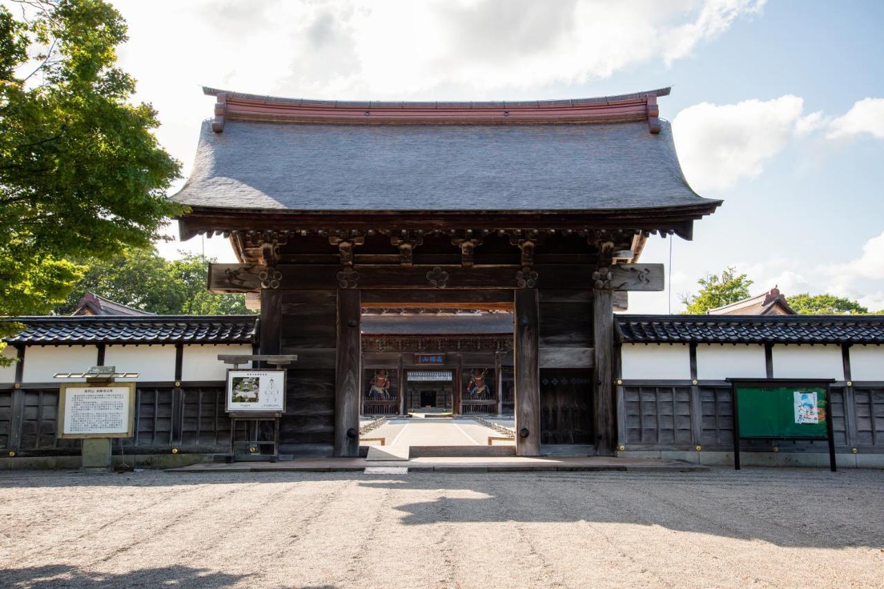 Kadokyu Ryokan Takaoka Luaran gambar